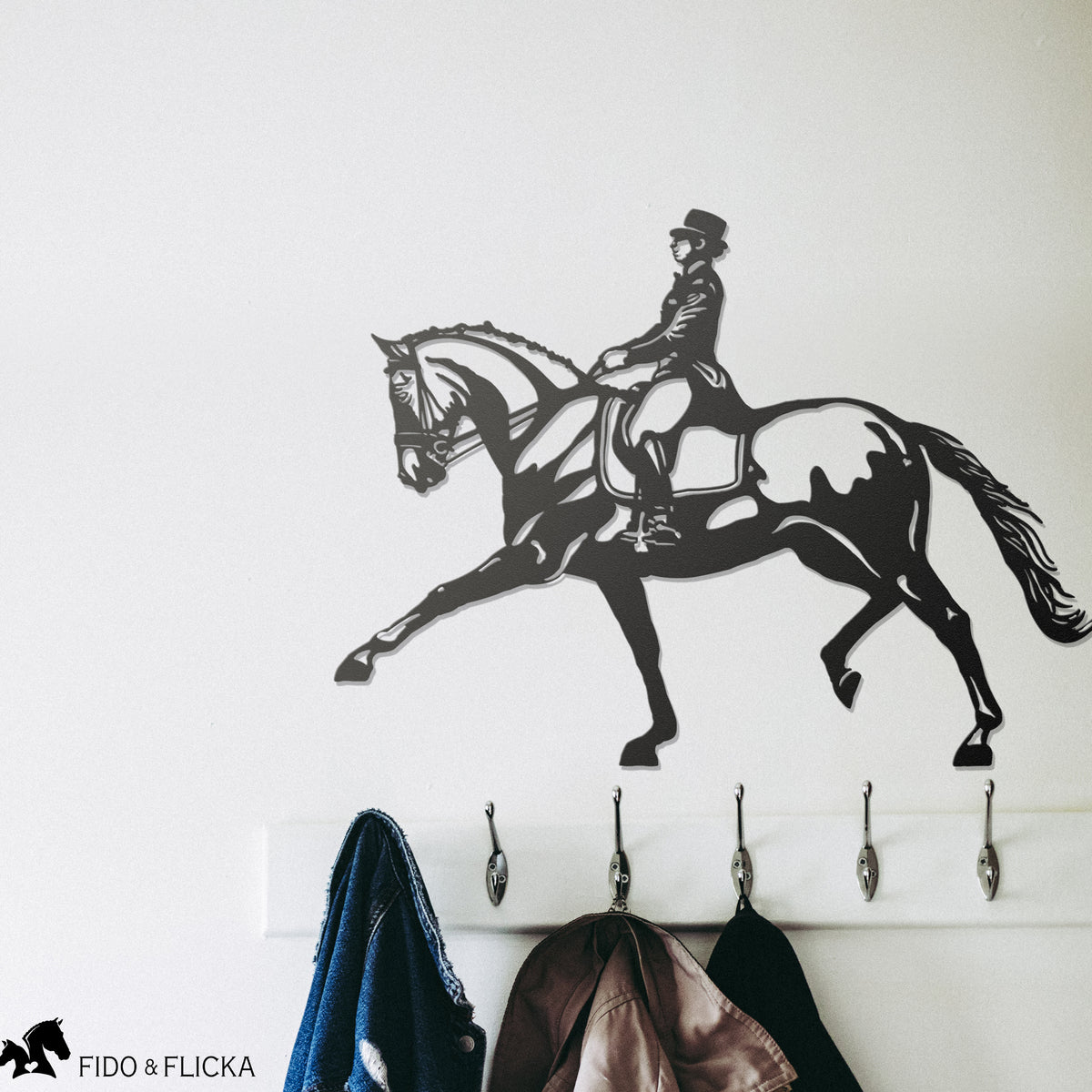 Dressage extended trot metal wall art accent